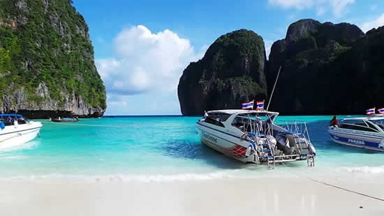 Vicino a Phuket