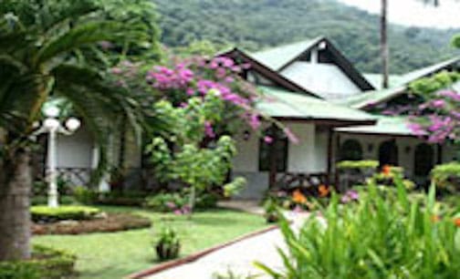 Phuket Hotels - Eden Bungalow Resort