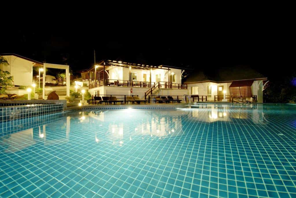 Al’s Laemson Resort - Piscina
